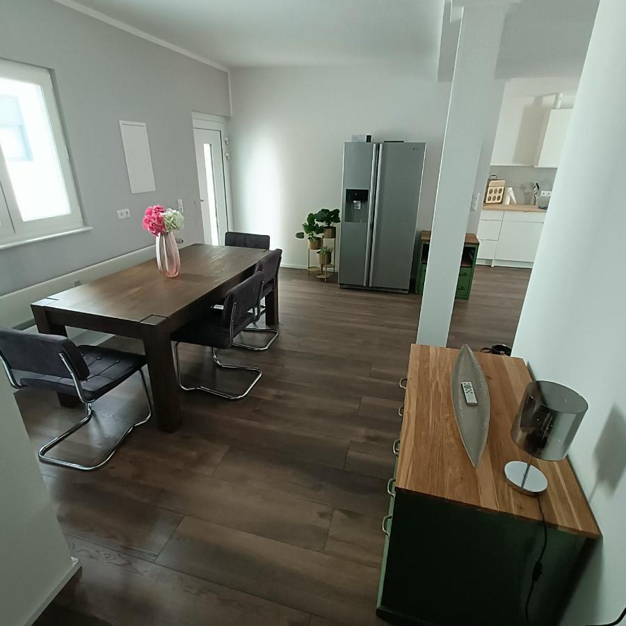 Apartments & Moeblierte Zimmer In Kahl Am Main, Kontaktloser Self Check-In, W-Lan, Schreibtisch, Duschbad, Kuechenzeile, Pkw-Plaetze Exterior foto